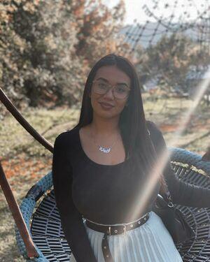 Emina Jahi photo 92