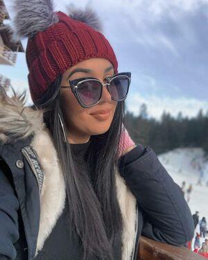 Emina Jahi photo 100