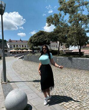 Emina Jahi photo 117