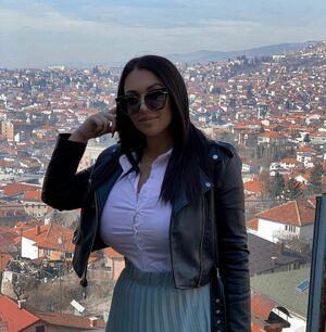 Emina Jahi photo 124