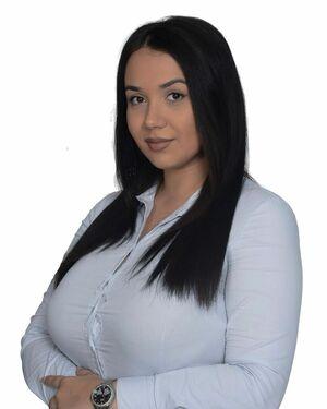 Emina Jahi photo 148