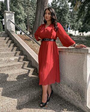 Emina Jahi photo 153