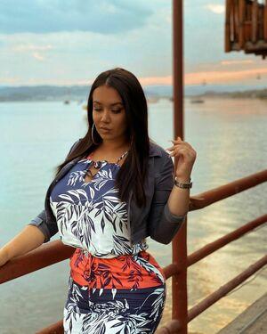 Emina Jahi photo 171