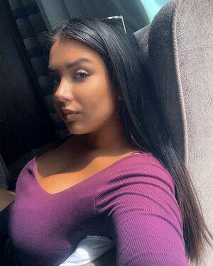 Emina Jahi photo 288