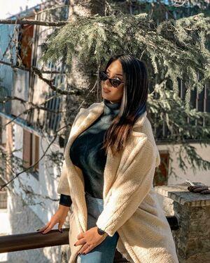 Emina Jahi photo 308