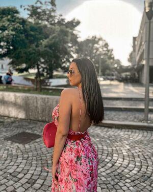 Emina Jahi photo 339