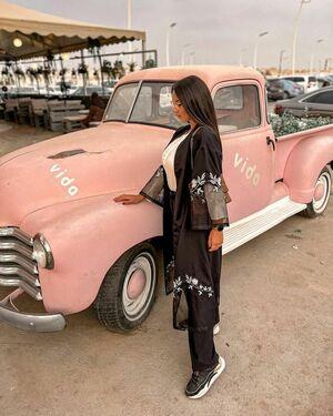 Emina Jahi photo 355