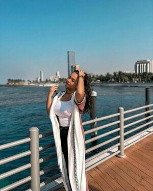 Emina Jahi photo 358
