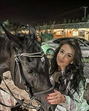 Emina Jahi photo 362