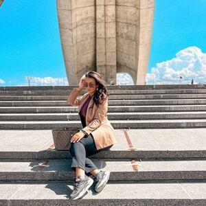 Emina Jahi photo 427