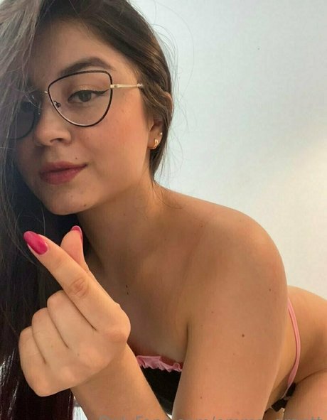 Emma_grantt photo 157