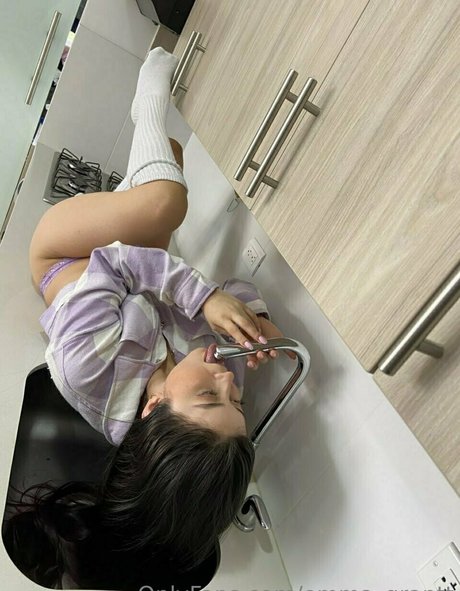 Emma_grantt photo 177