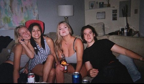 Emma Greenshields photo 218