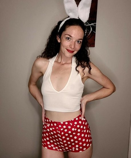 Emma Hall photo 127