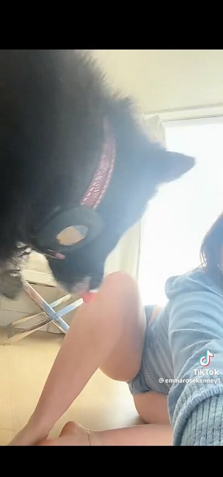 Emma Kenney photo 129