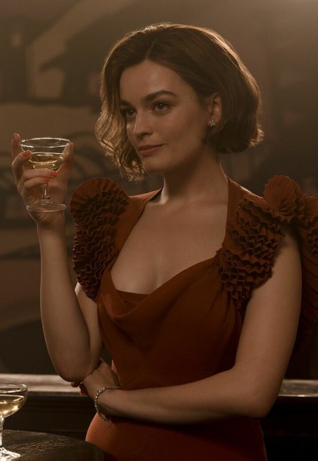 Emma Mackey photo 23