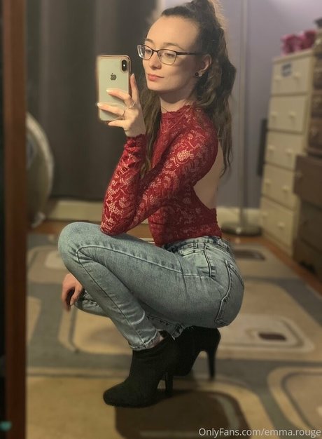Emma Rouge photo 33
