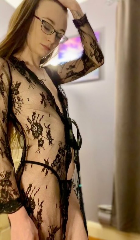 Emma Rouge photo 47