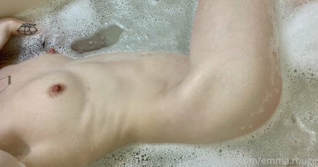 Emma Rouge photo 48