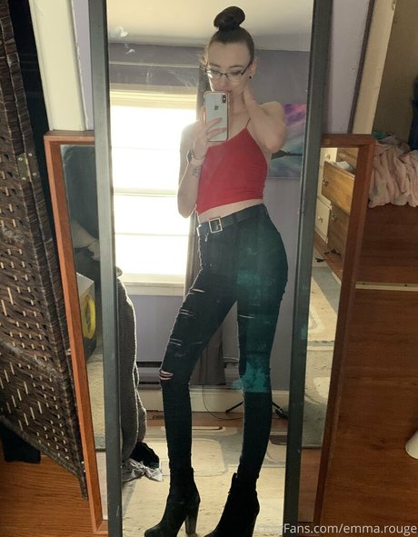 Emma Rouge photo 93