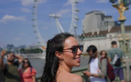 Emma Sinclair photo 21