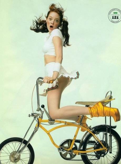Emma Stone photo 44