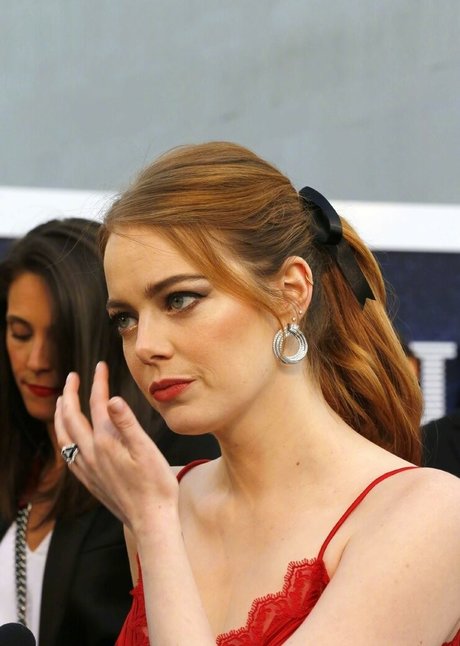 Emma Stone photo 73