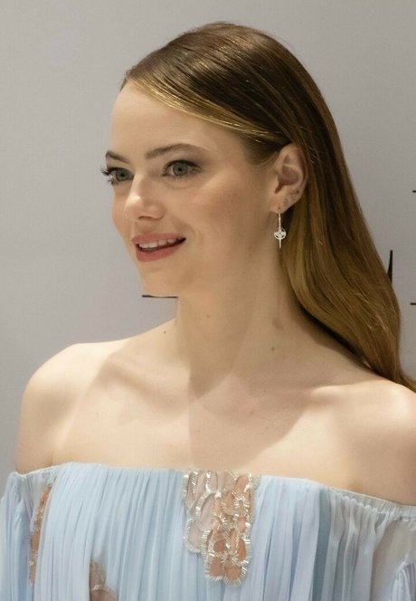 Emma Stone photo 90