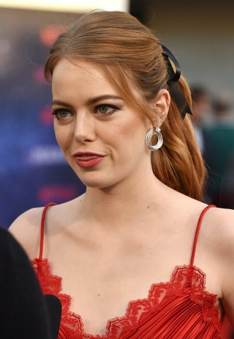 Emma Stone photo 99