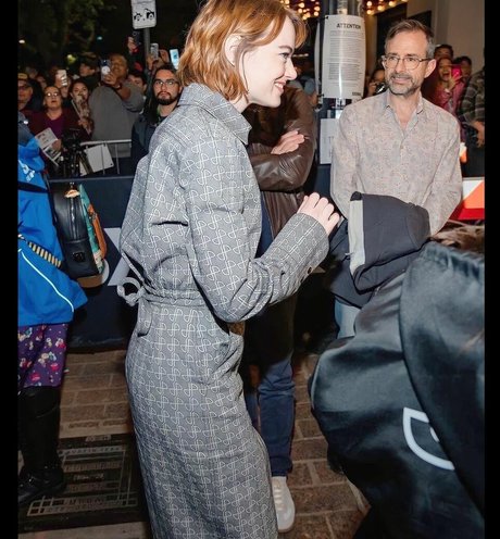 Emma Stone photo 340