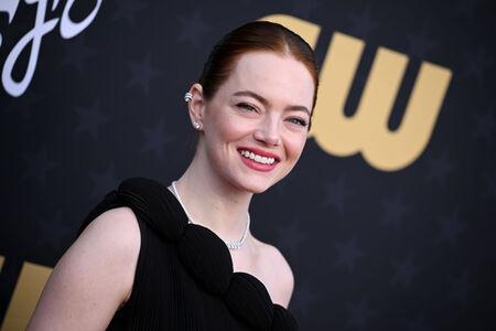 Emma Stone photo 9