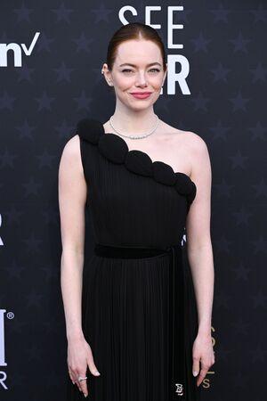 Emma Stone photo 13