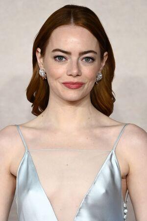 Emma Stone photo 325