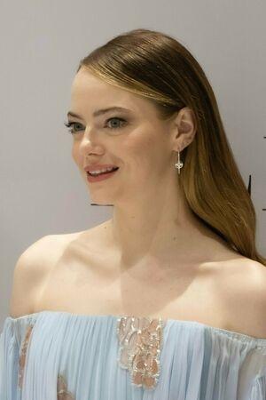 Emma Stone photo 657