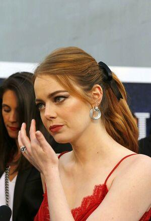 Emma Stone photo 830