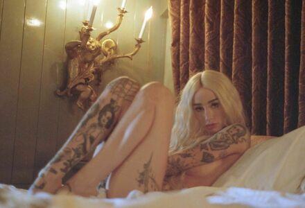 Emma Vauxdevil photo 57