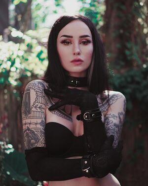 Emma Vauxdevil photo 67
