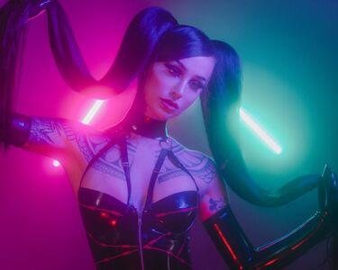 Emma Vauxdevil photo 93