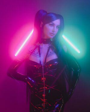 Emma Vauxdevil photo 94