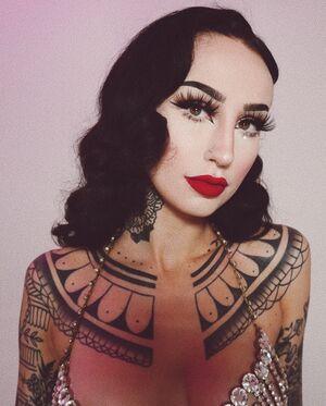 Emma Vauxdevil photo 99