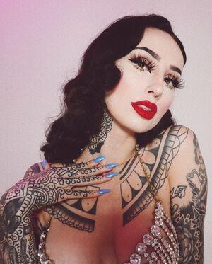 Emma Vauxdevil photo 103