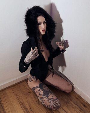 Emma Vauxdevil photo 105