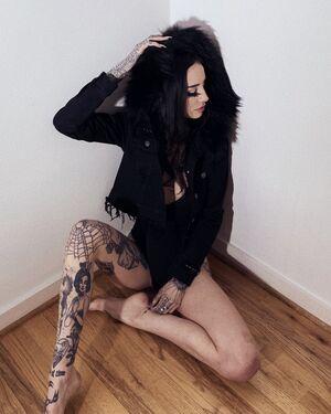 Emma Vauxdevil photo 106