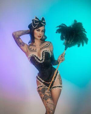 Emma Vauxdevil photo 162