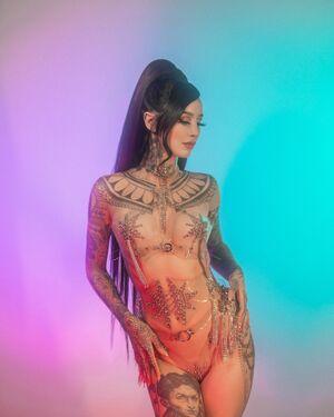 Emma Vauxdevil photo 189