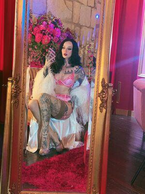 Emma Vauxdevil photo 195