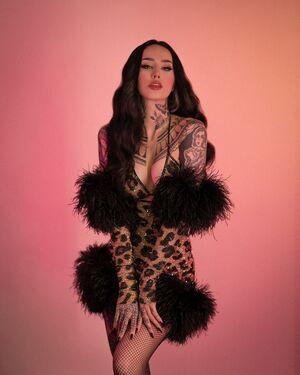 Emma Vauxdevil photo 209