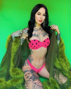 Emma Vauxdevil photo 235