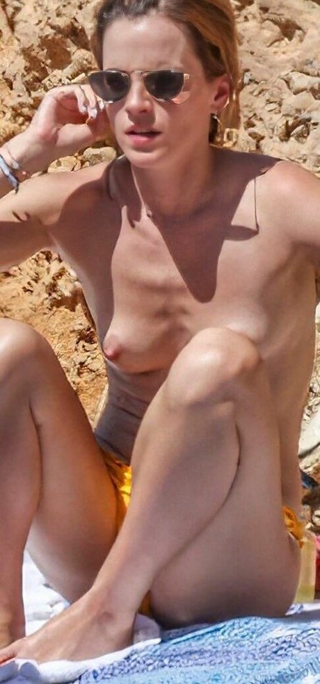 Emma Watson photo 12