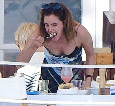 Emma Watson photo 444